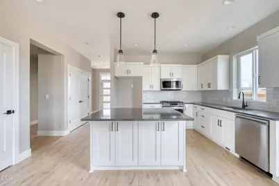 842 NW 18th Court, Redmond, OR 97756 - Photo 15