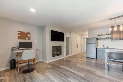 1565 NW Wall Street #232-233, Bend, OR 97703 - Photo 5