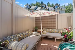 923 Bellview Ave, Ashland, OR 97520 - Photo 29