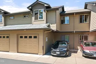 37 N Mountain Ave, Ashland, OR 97520 - Photo 23