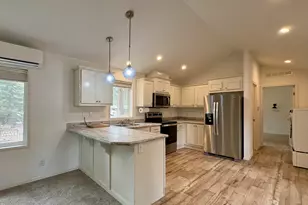 61060 Kings Ln, Bend, OR 97702 - Photo 3