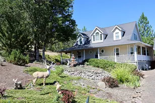 412 Country Ct, Shady Cove, OR 97539 - Photo 1
