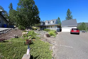 412 Country Ct, Shady Cove, OR 97539 - Photo 27