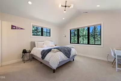 61546 Hosmer Lake Drive, Bend, OR 97702 - Photo 35