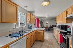 609 NE Stoneridge Ln, Prineville, OR 97754 - Photo 15