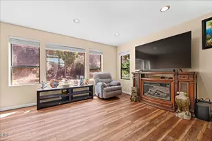 1040 Wards Creek Rd, Rogue River, OR 97537 - Photo 5