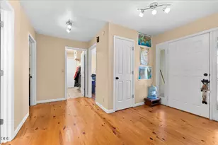 1040 Wards Creek Rd, Rogue River, OR 97537 - Photo 23