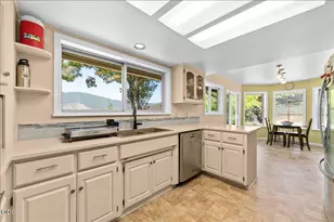 1040 Wards Creek Rd, Rogue River, OR 97537 - Photo 15