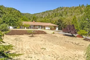174 Hummingbird Ln, Talent, OR 97540 - Photo 47