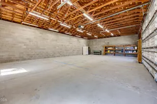 174 Hummingbird Ln, Talent, OR 97540 - Photo 89