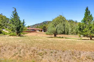 174 Hummingbird Ln, Talent, OR 97540 - Photo 69