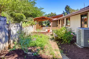 174 Hummingbird Ln, Talent, OR 97540 - Photo 85