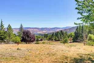 174 Hummingbird Ln, Talent, OR 97540 - Photo 63