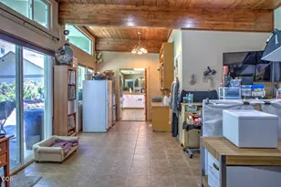 1012 NE Hefley St, Grants Pass, OR 97526 - Photo 17