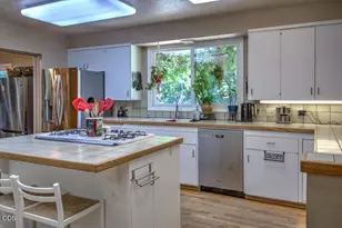 1012 NE Hefley St, Grants Pass, OR 97526 - Photo 13