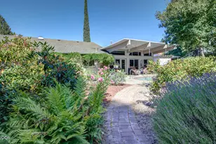 1012 NE Hefley St, Grants Pass, OR 97526 - Photo 19