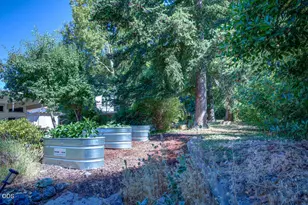 1012 NE Hefley St, Grants Pass, OR 97526 - Photo 21