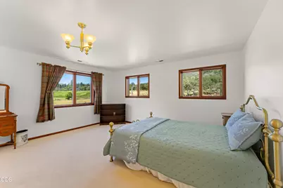 2076 Upper Applegate Road, Jacksonville, OR 97530 - Photo 29