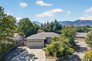 100 Brierwood Dr, Talent, OR 97540 - Photo 1
