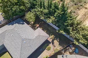 100 Brierwood Dr, Talent, OR 97540 - Photo 25
