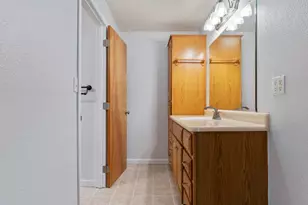 36 Wildwood Dr, Eagle Point, OR 97524 - Photo 15
