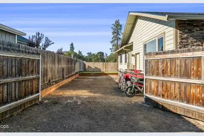 36 Wildwood Drive, Eagle Point, OR 97524 - Photo 23