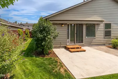 63205 NE Jimbo Lane, Bend, OR 97701 - Photo 13