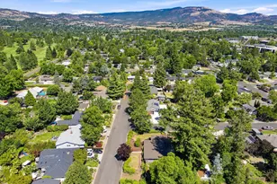 2516 Sandy Terrace, Medford, OR 97504 - Photo 49