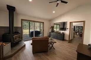 54474 Huntington Rd, Bend, OR 97707 - Photo 7