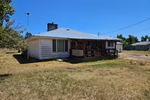 3031 Emerald St, Klamath Falls, OR 97601 - Photo 3