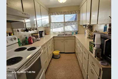 3031 Emerald Street, Klamath Falls, OR 97601 - Photo 3