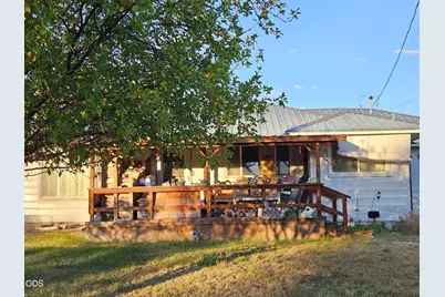 3031 Emerald Street, Klamath Falls, OR 97601 - Photo 1