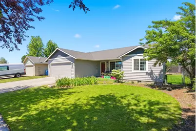 747 NE Black Bear Street, Prineville, OR 97754 - Photo 1