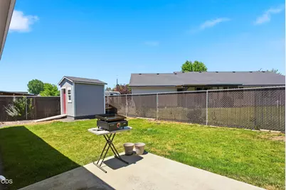 747 NE Black Bear Street, Prineville, OR 97754 - Photo 25