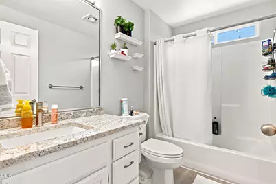 2056 Kingswood Drive, Medford, OR 97501 - Photo 15
