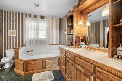 4303 Tami Lane, Central Point, OR 97502 - Photo 23