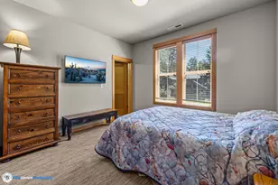 57163 Fremont Dr, Sunriver, OR 97707 - Photo 9