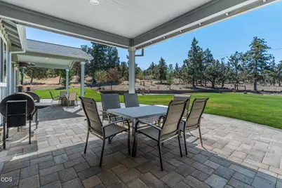 4137 NW 39th Drive, Redmond, OR 97756 - Photo 47