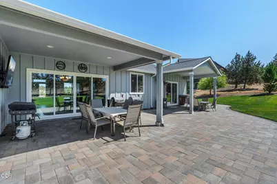 4137 NW 39th Drive, Redmond, OR 97756 - Photo 11