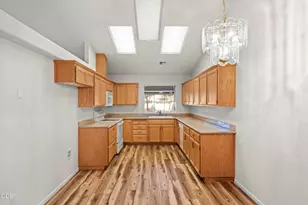 1785 SE Brookhurst Way, Grants Pass, OR 97527 - Photo 15