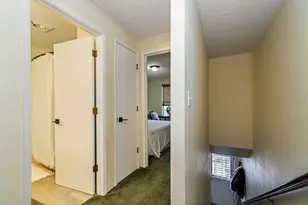329 N Main St, Ashland, OR 97520 - Photo 19