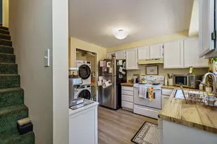 329 N Main St, Ashland, OR 97520 - Photo 15