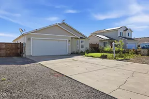 316 Center Ridge Dr, Culver, OR 97734 - Photo 3