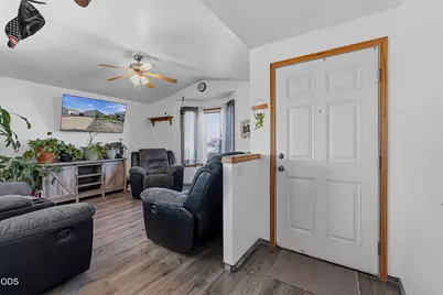 316 Center Ridge Drive, Culver, OR 97734 - Photo 7