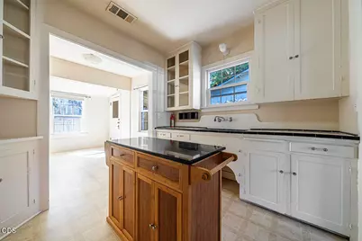 709 NW 2nd Street, Grants Pass, OR 97526 - Photo 13