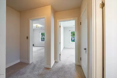 709 NW 2nd Street, Grants Pass, OR 97526 - Photo 21