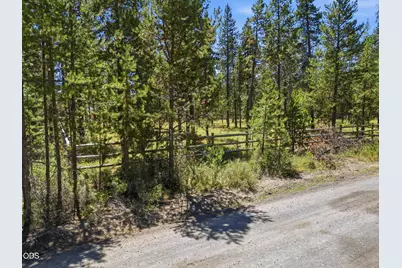 17043 Elsinore Road, Bend, OR 97707 - Photo 3