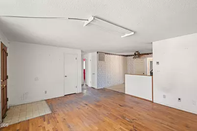 130 Sharon Drive, Phoenix, OR 97535 - Photo 3