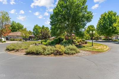 830 SW Bryn Court, Grants Pass, OR 97527 - Photo 53