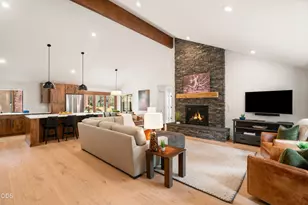 57448 Quartz Mountain Ln, Sunriver, OR 97707 - Photo 1